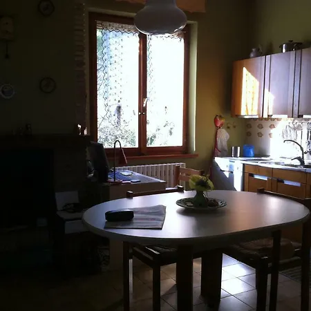 Appartement In The Shadow Of Three Giants *